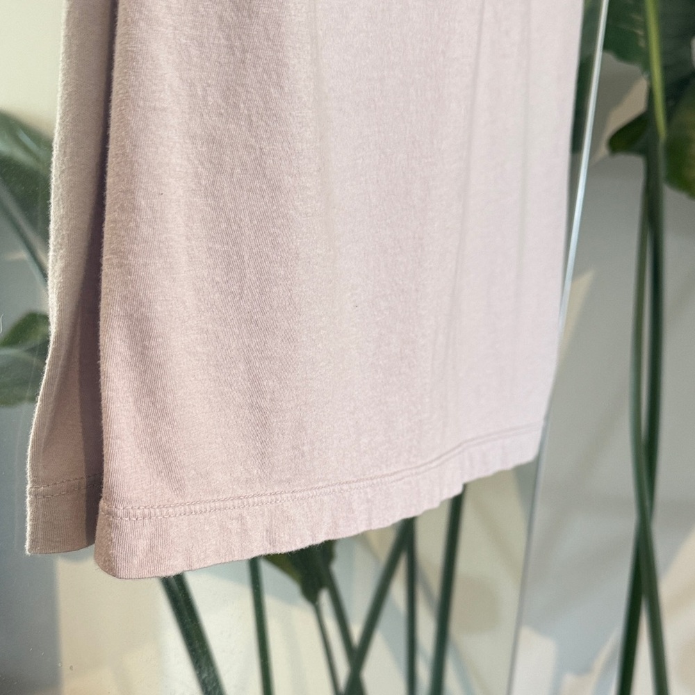 J’mappelle L’amour French Graphic Tee by Spark in The Dark Urban Outfitters - Picture 10 of 12